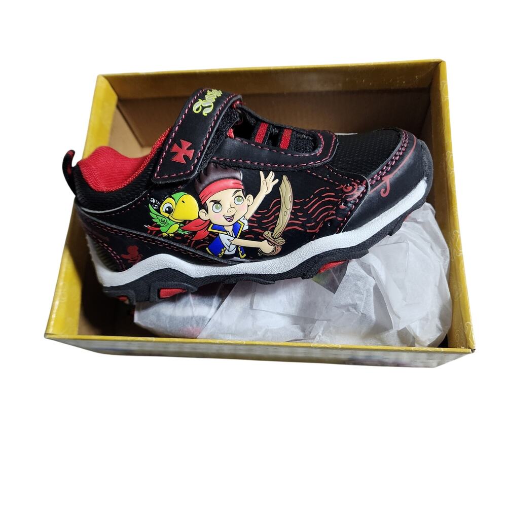 DISNEY NWT SZ 8  CHILDREN JAKE NEVER LAND SNEAKER SHOES